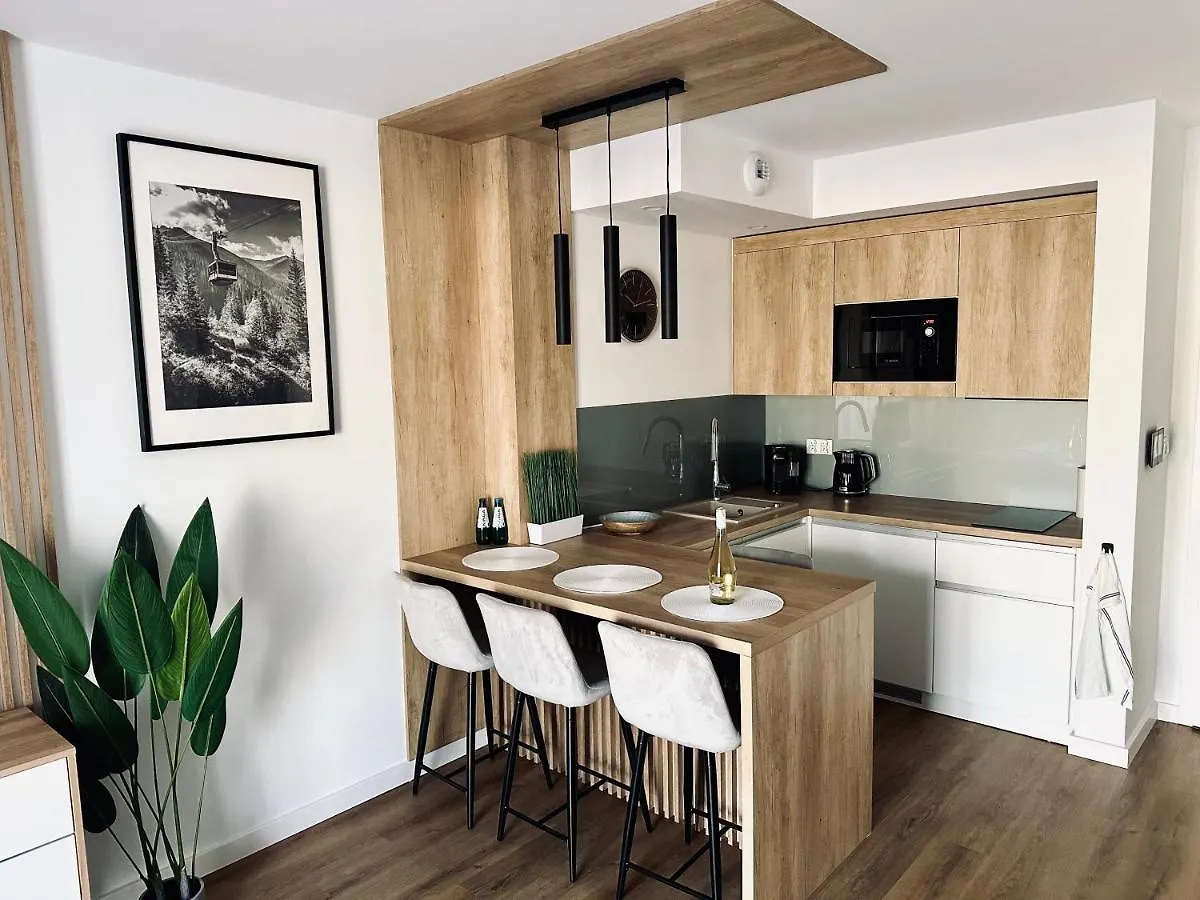 Mountain Shine - Apartment, Spa And Parking Zakopane 0*,  Polska